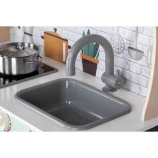 FREE2PLAY DRVENA KUHINJA SA SVIJETLOM I ZVUKOM 