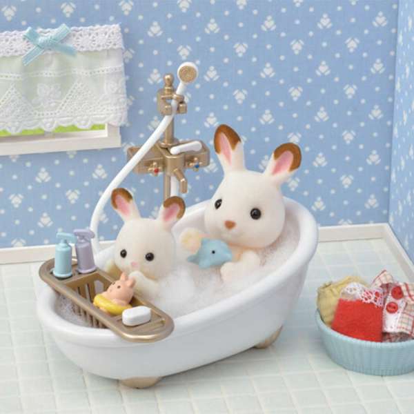 SYLVANIAN COUNTRY BATHROOM SET