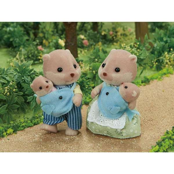 SYLVANIAN SPLASHY OTTER FAMILY