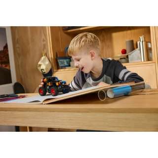 LEGO TECHNIC MONSTER JAM GRAVE DIGGER 