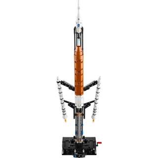 LEGO TECHNIC NASA ARTEMIS SPACE LAUNCH SYSTEM 
