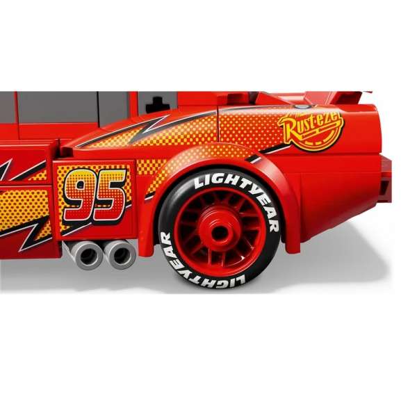 LEGO SPEED CHAMPIONS  PIXAR LIGHTNING MCQUEEN 