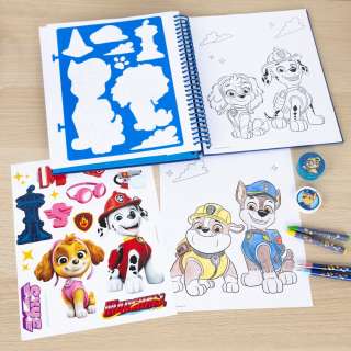 KREATIVNI SET ZA CRTANJE SA ŠABLONIMA PAW PATROL 