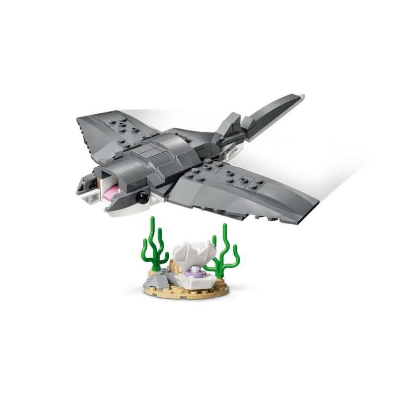 LEGO CREATOR FIERCE SHARK WITH A TREASURE 