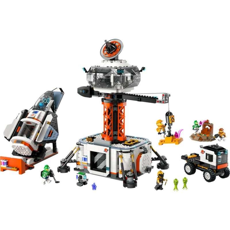 LEGO CITY SPACE BASE AND ROCKET LAUNCH..