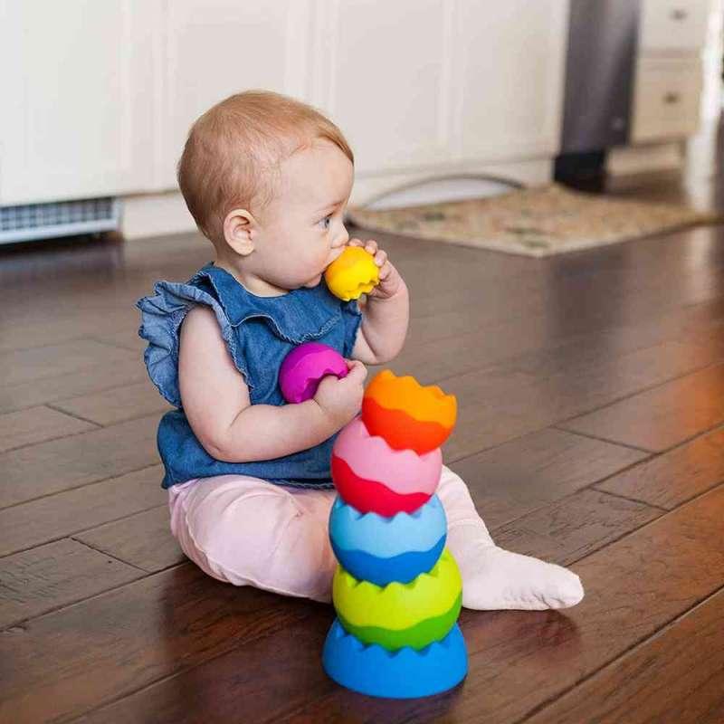TOMY FAT BRAIN TOBBLES NEO SENZORNI BEBI SET