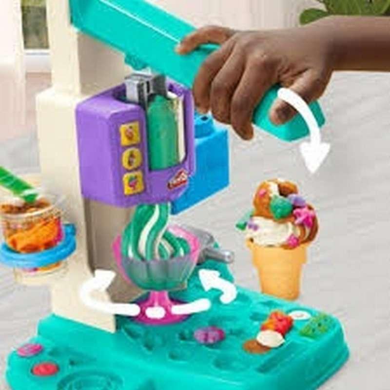 G0028 PLAY-DOH RAINBOW SWIRL ICE CREAM PLAYSET 