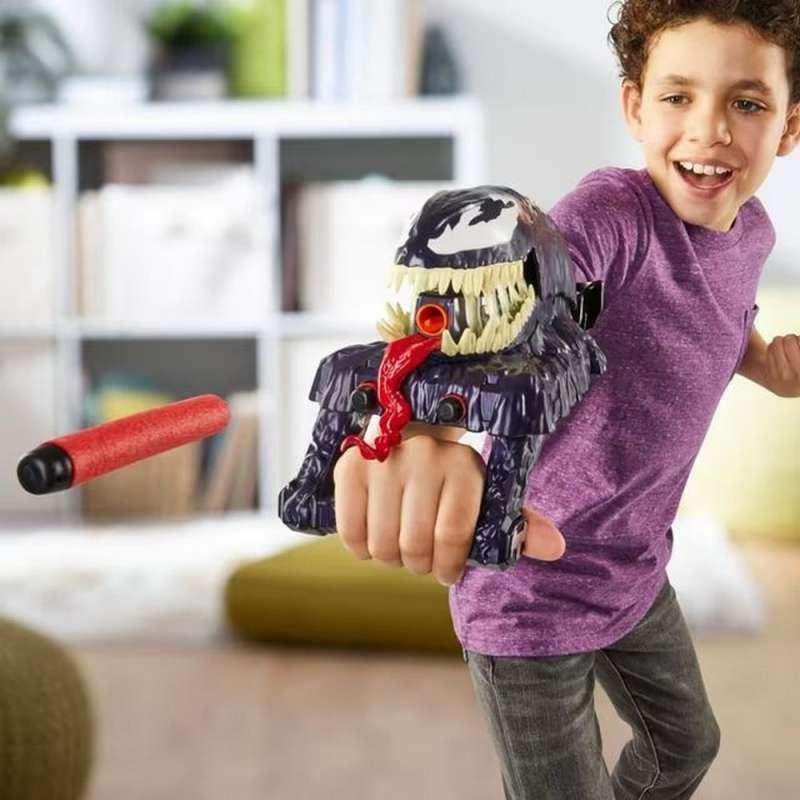 G0730 SPIDERMAN VENOMVERSUS VENOM STRIKE GAUNTLET 