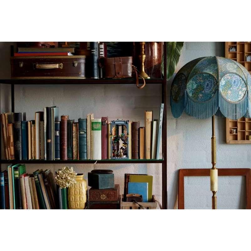 LEGO ICONS SHERLOCK HOLMES BOOK NOOK 