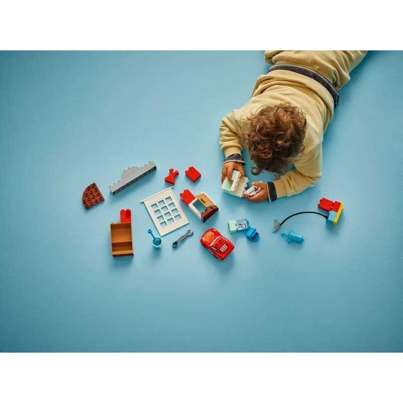 LEGO DUPLO DISNEY TM MCQUEENS VISIT TO DOCS GARAGE 