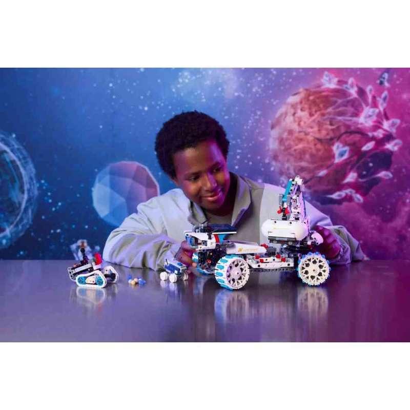LEGO TECHNIC LUNAR OUTPOST MOON ROVER 
