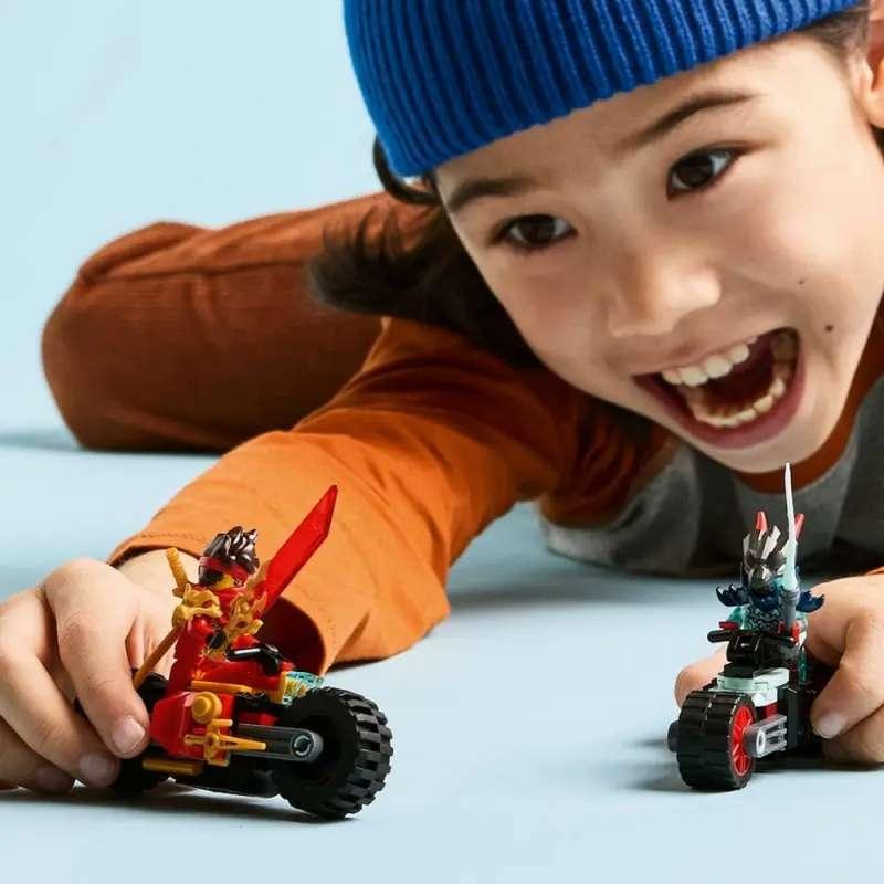 LEGO NINJAGO KAIS MOTORCYCLE SPEED RACE 