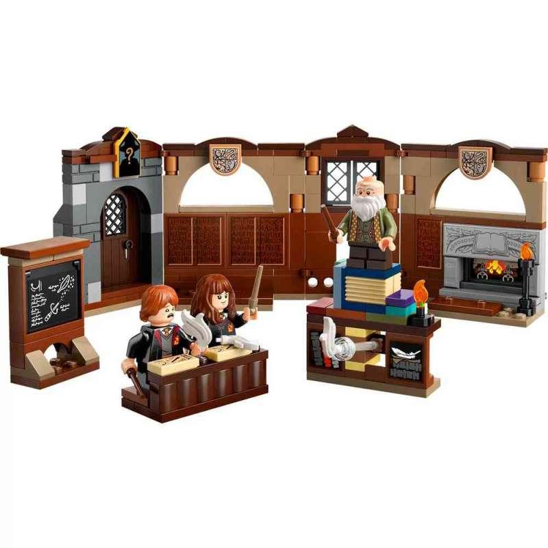 LEGO HARRY POTTER TM HOGWARTS CASTLE  CHARMS CLASS 