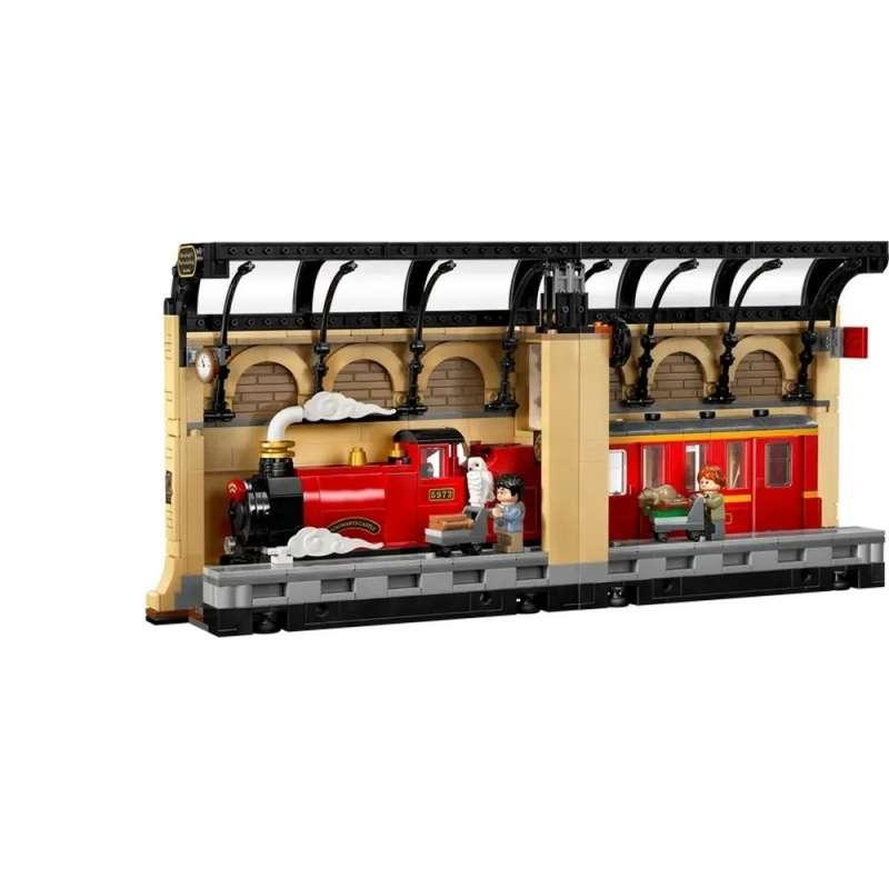 LEGO HARRY POTTER TM BOOK NOOK: HOGWARTS EXPRESS 