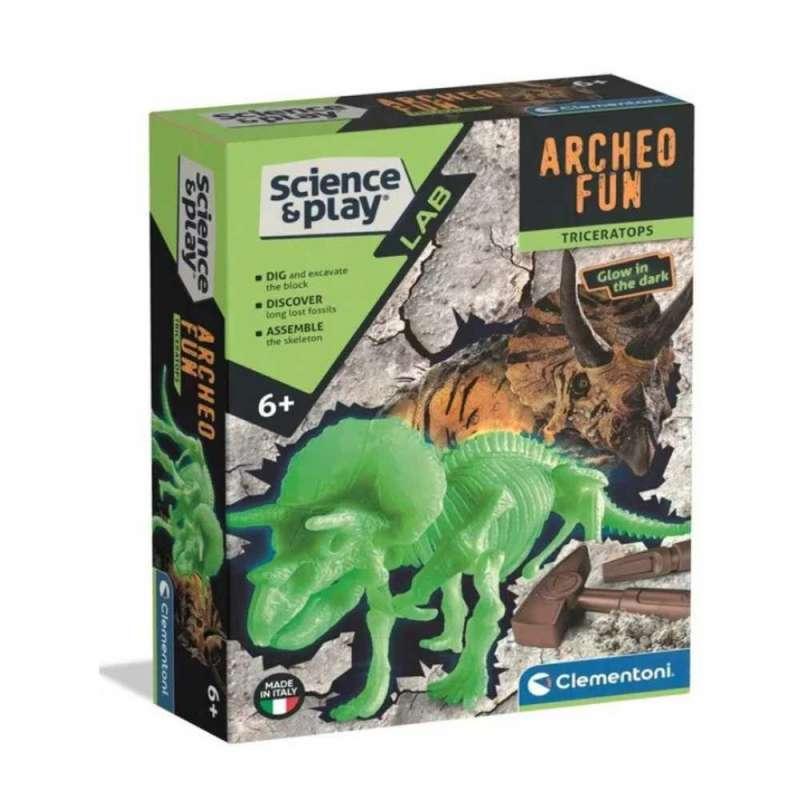 CL75125 SCIENCE & PLAY- TRICERATOPS 