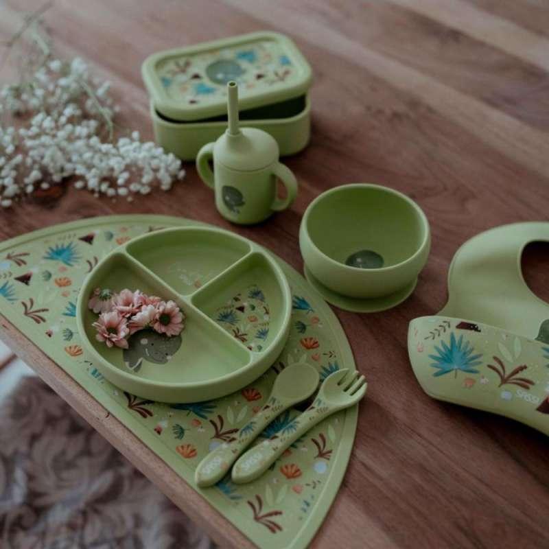 SASSI KASIKA I VILJUSKA SILIKONSKA CRACKY THE DINOSAUR 